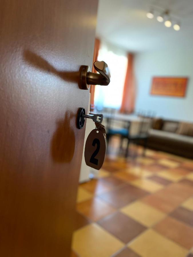 Gabi Lux Apartman Lejlighed Hajdúszoboszló Eksteriør billede